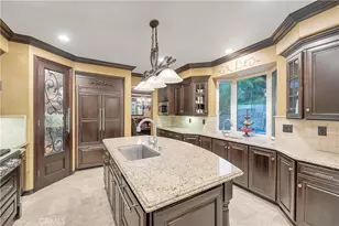 29345 Hacienda Ranch Ct, Valencia, CA 91354 - Photo 4