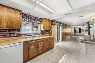 1156 W Ave J10, Lancaster, CA 93534 - Photo 22