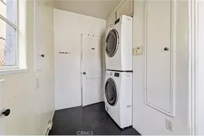 11117 Kling Street, Los Angeles, CA 91602 - Photo 18