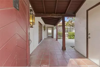 11117 Kling Street, Los Angeles, CA 91602 - Photo 4