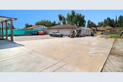 11471 Orcas Avenue, Sylmar, CA 91342 - Photo 16