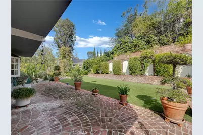 4524 Deanwood, Woodland Hills, CA 91364 - Photo 48