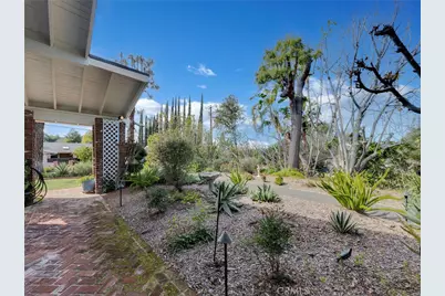 4524 Deanwood, Woodland Hills, CA 91364 - Photo 40