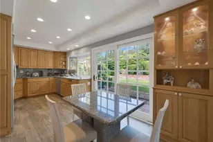 4524 Deanwood, Woodland Hills, CA 91364 - Photo 12