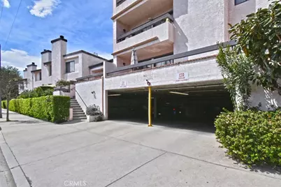 11911 Magnolia Boulevard #16, Valley Village, CA 91607 - Photo 40