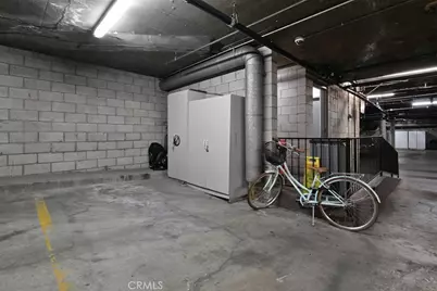 11911 Magnolia Boulevard #16, Valley Village, CA 91607 - Photo 38