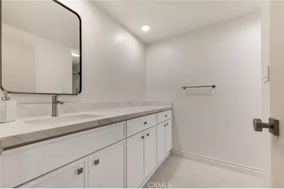 4807 Woodley Avenue #208, Encino, CA 91436 - Photo 30