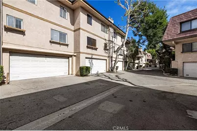 9000 Vanalden Avenue #108, Northridge, CA 91324 - Photo 24