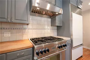 4905 Alhama, Woodland Hills, CA 91364 - Photo 12