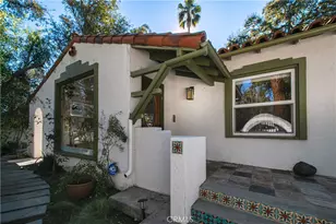 4905 Alhama, Woodland Hills, CA 91364 - Photo 2