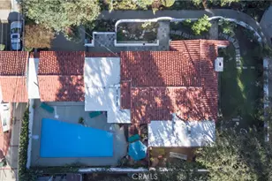 4905 Alhama, Woodland Hills, CA 91364 - Photo 28