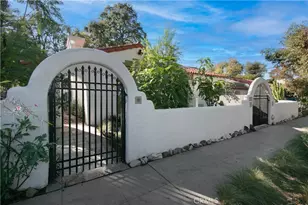 4905 Alhama, Woodland Hills, CA 91364 - Photo 4