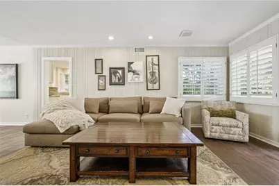 15815 Castlewoods Drive, Sherman Oaks, CA 91403 - Photo 8