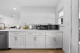 17007 Bassett St, Van Nuys, CA 91406 - Photo 44