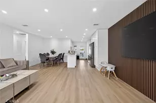 17007 Bassett St, Van Nuys, CA 91406 - Photo 16