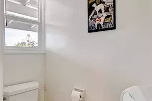 5450 Nagle Ave, Sherman Oaks, CA 91401 - Photo 22