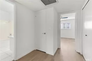 19545 Sherman Way, Reseda, CA 91335 - Photo 36