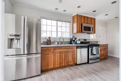 1572 S Ridgeley, Los Angeles, CA 90019 - Photo 12
