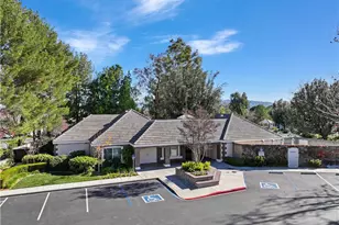 24526 Windsor, Valencia, CA 91355 - Photo 32