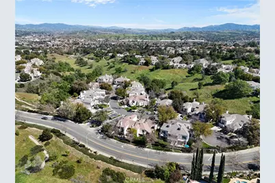 24526 Windsor #B, Valencia, CA 91355 - Photo 28