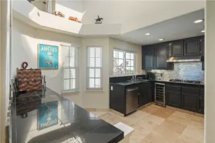 24526 Windsor, Valencia, CA 91355 - Photo 2