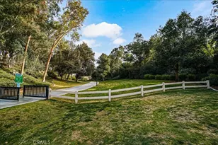 24153 Del Monte, Valencia, CA 91355 - Photo 18