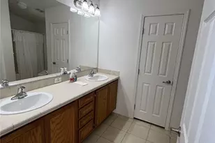 17 Serra Way, Los Angeles, CA 91345 - Photo 6