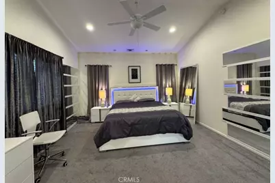 20300 Vanowen #29, Winnetka, CA 91306 - Photo 16