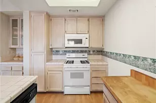 24528 McBean Pkwy, Valencia, CA 91355 - Photo 18