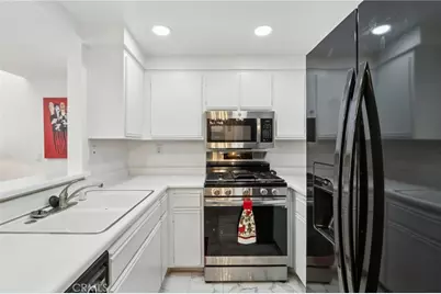 23605 Del Monte, Valencia, CA 91355 - Photo 10