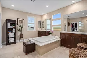 25056 Cypress Bluff, Canyon Country, CA 91387 - Photo 38