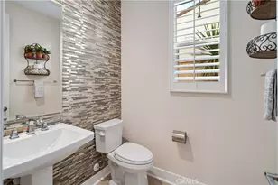 25056 Cypress Bluff, Canyon Country, CA 91387 - Photo 24
