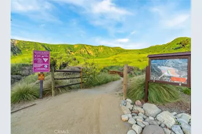 25056 Cypress Bluff, Canyon Country, CA 91387 - Photo 74