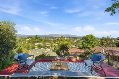 1011 Terrace 49, Los Angeles, CA 90042 - Photo 30