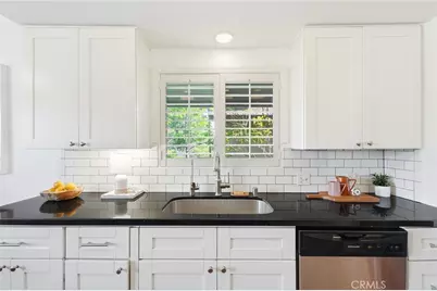 1011 Terrace 49, Los Angeles, CA 90042 - Photo 4