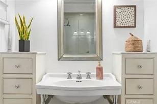 1011 Terrace 49, Los Angeles, CA 90042 - Photo 22