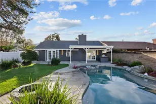 25072 Atwood, Newhall, CA 91321 - Photo 32