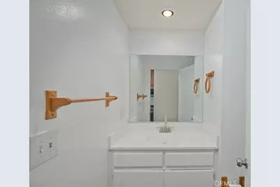 28415 Seco Canyon, Saugus, CA 91390 - Photo 6
