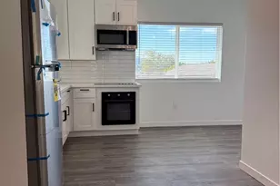 1325 Camino Cristobal, Thousand Oaks, CA 91360 - Photo 2