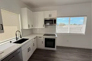 1325 Camino Cristobal, Thousand Oaks, CA 91360 - Photo 6