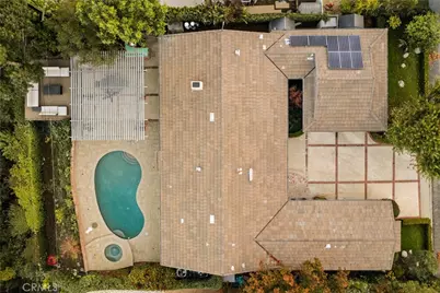 22370 Algunas Road, Woodland Hills, CA 91364 - Photo 36