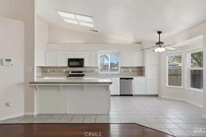 11130 New Forest, Bakersfield, CA 93312 - Photo 8