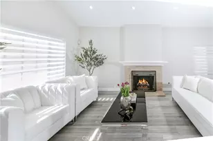 10670 Deering, Chatsworth, CA 91311 - Photo 4