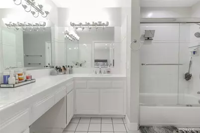 10670 Deering, Chatsworth, CA 91311 - Photo 44