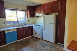 7320 E10 Lennox Ave, Van Nuys, CA 91405 - Photo 1