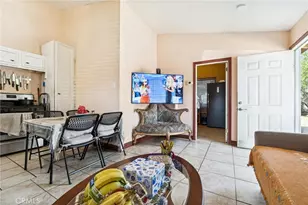 10959 Memory Park Ave, Los Angeles, CA 91345 - Photo 16