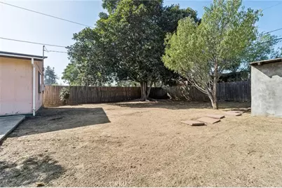 10959 Memory Park Avenue, Los Angeles, CA 91345 - Photo 24