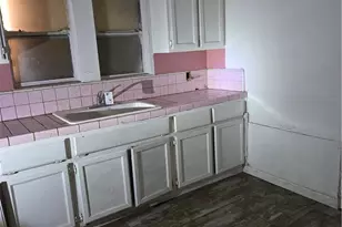 11727 Alabama, Los Angeles, CA 90059 - Photo 10