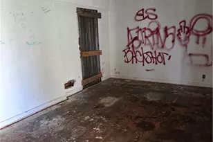 11727 Alabama, Los Angeles, CA 90059 - Photo 8