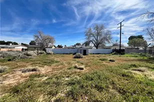 13632 Fran St, Edwards, CA 93523 - Photo 18